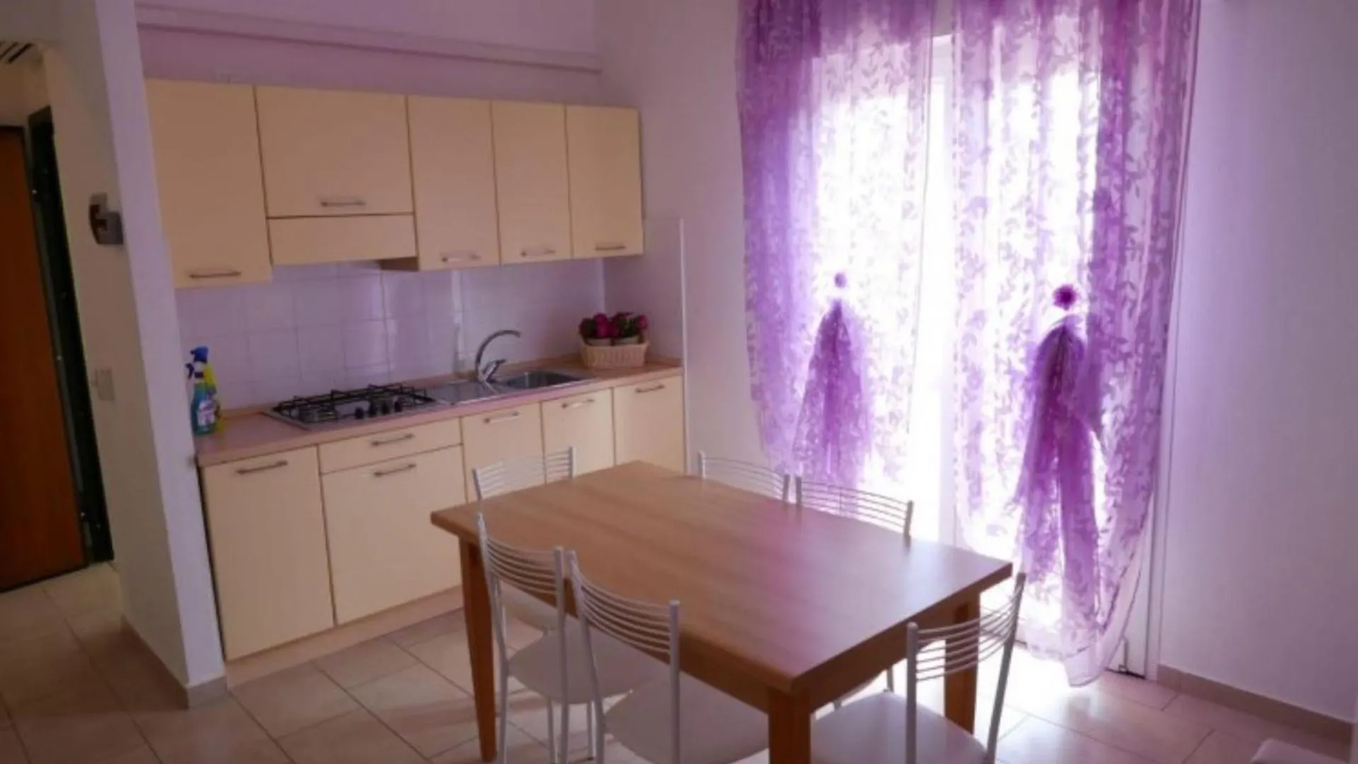 Furnished Escape Close To The Sea Bibione Apartment