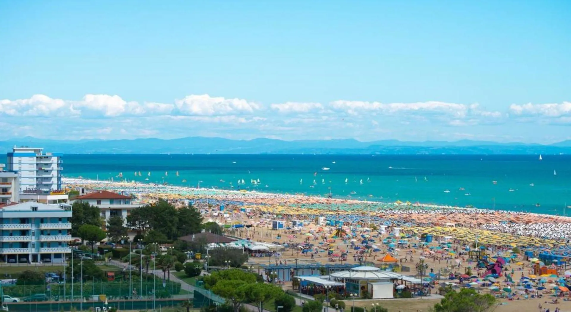 Furnished Escape Close To The Sea Bibione Apartment